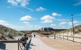 Strandhotel Buren aan Zee